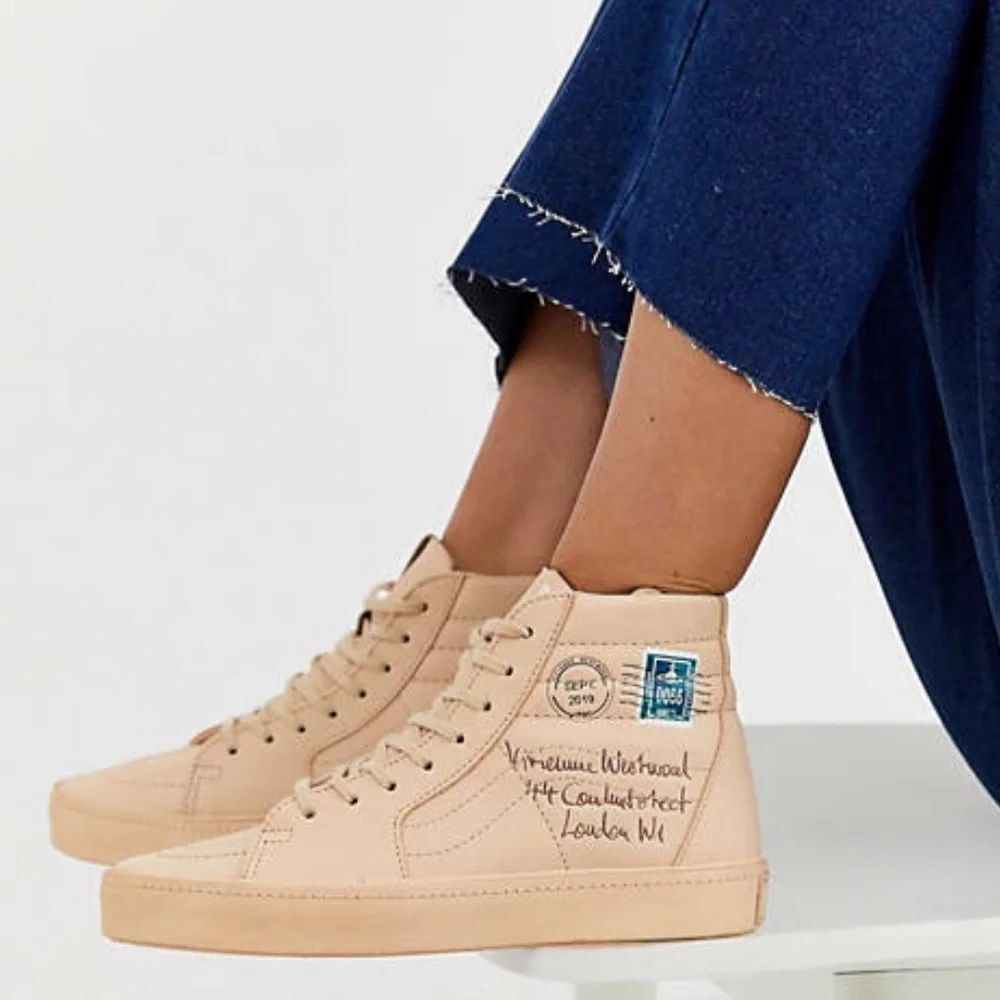 Vans Vivienne Westwood Sk8 Hi Beige High-Top Sneakers 7.5 Men = 9 Women